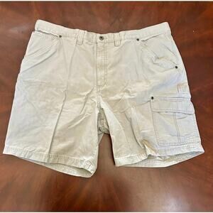 Columbia Khaki Shorts 42